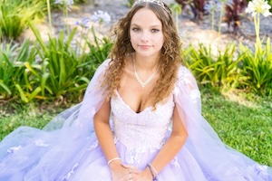 2022 - Bethany Thac Birthday - 18